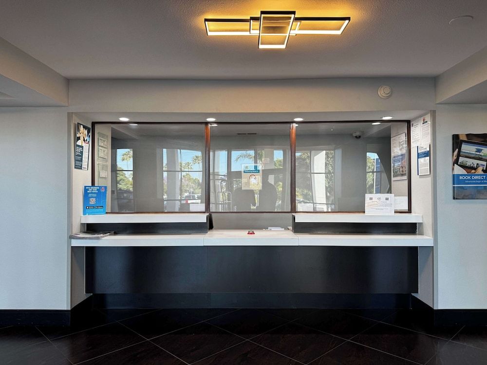 Studio 6 Suites Carson, CA 2