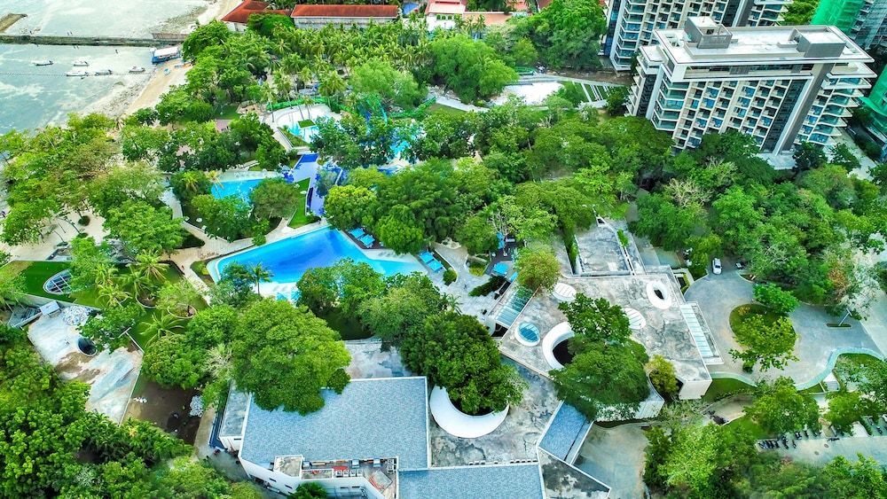 Tambuli Seaside Resort and Spa 1