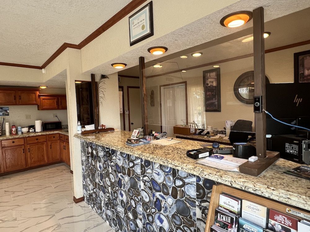 Americas Best Value Inn - Edna 1