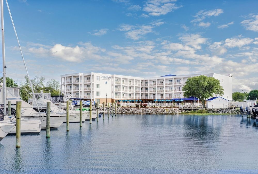 Compass by Margaritaville Beaufort 1