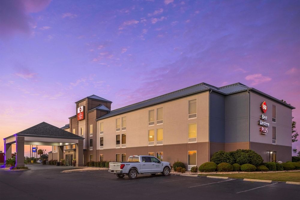 Best Western Plus Madison 1