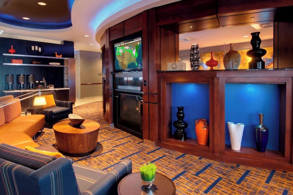 Courtyard by Marriott Madison East 2
