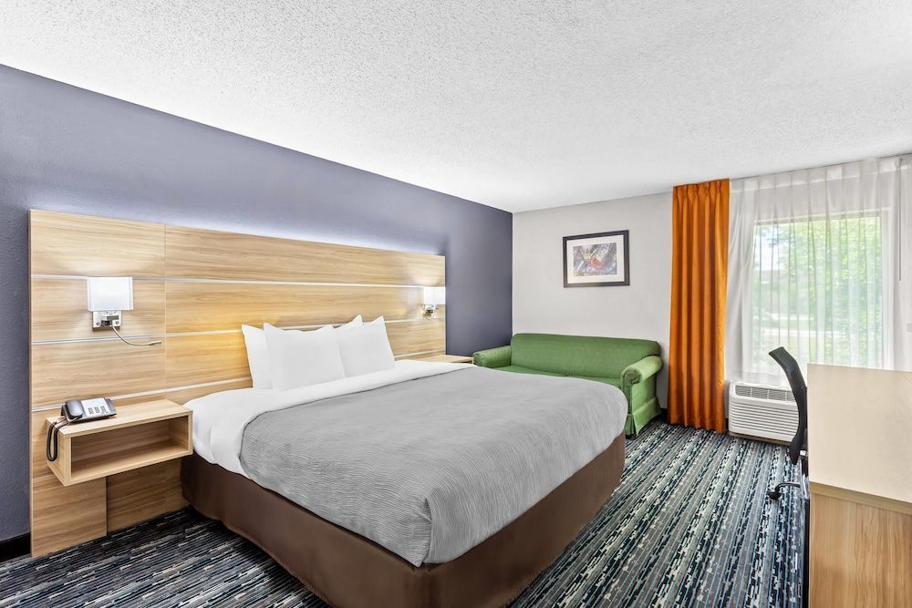 Quality Inn Rochester South 1