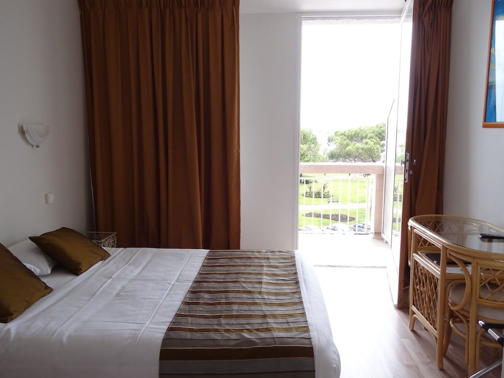 Brit Hotel Hermitage 2