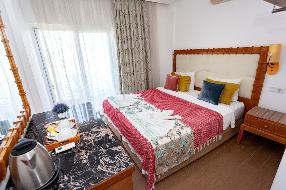 London Hotel 1