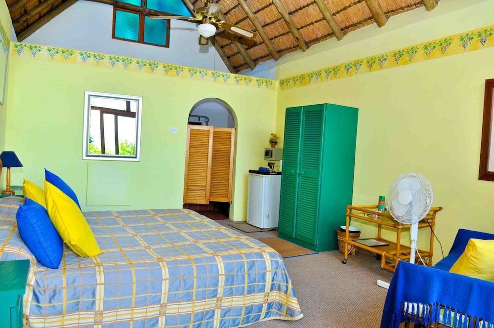 Bali at Scenic Haven Lodge in Hartbeespoort 2