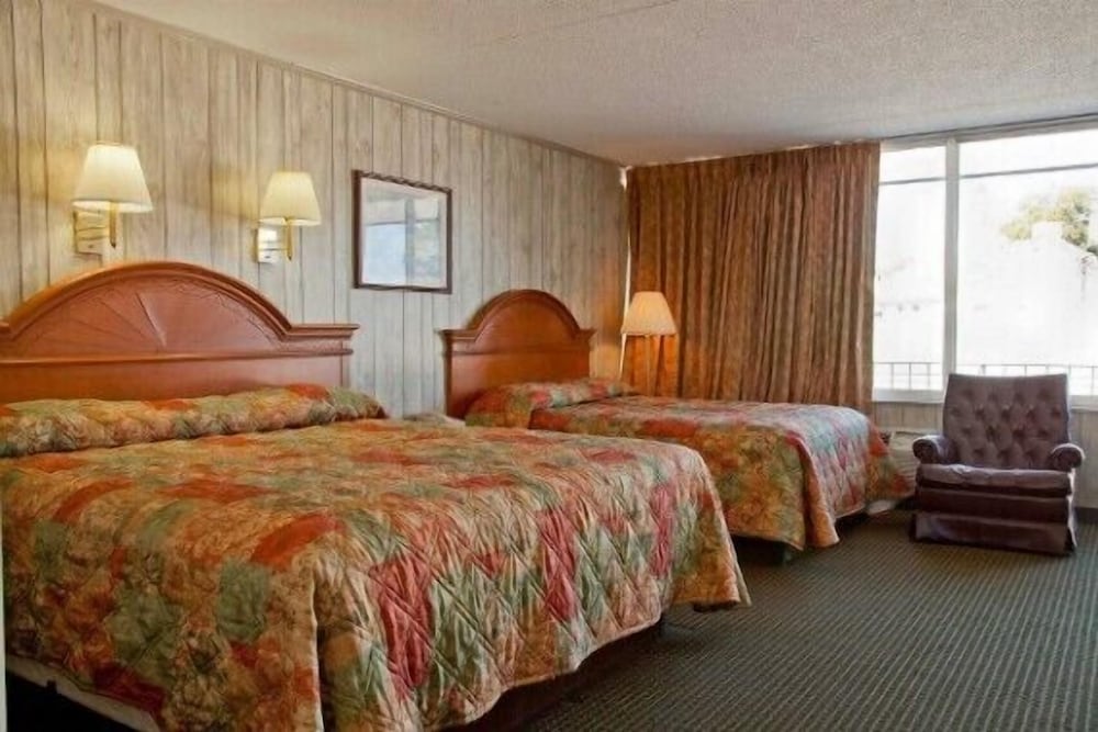 Mount Vernon Inn 1