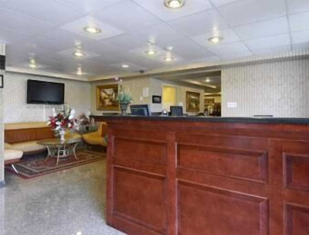 TraveIodge by Wyndham Parsippany 2