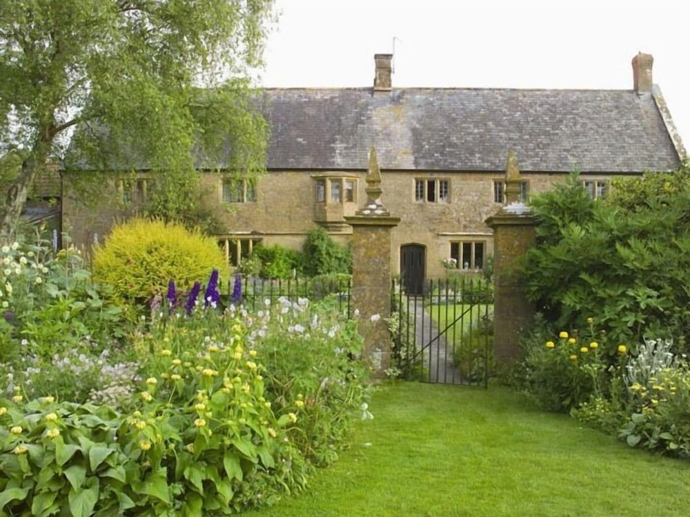Lower Severalls Farmhouse 1