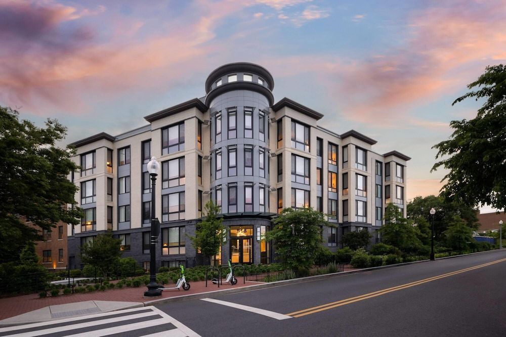 Reside Navy Yard, a Wyndham Residence 1