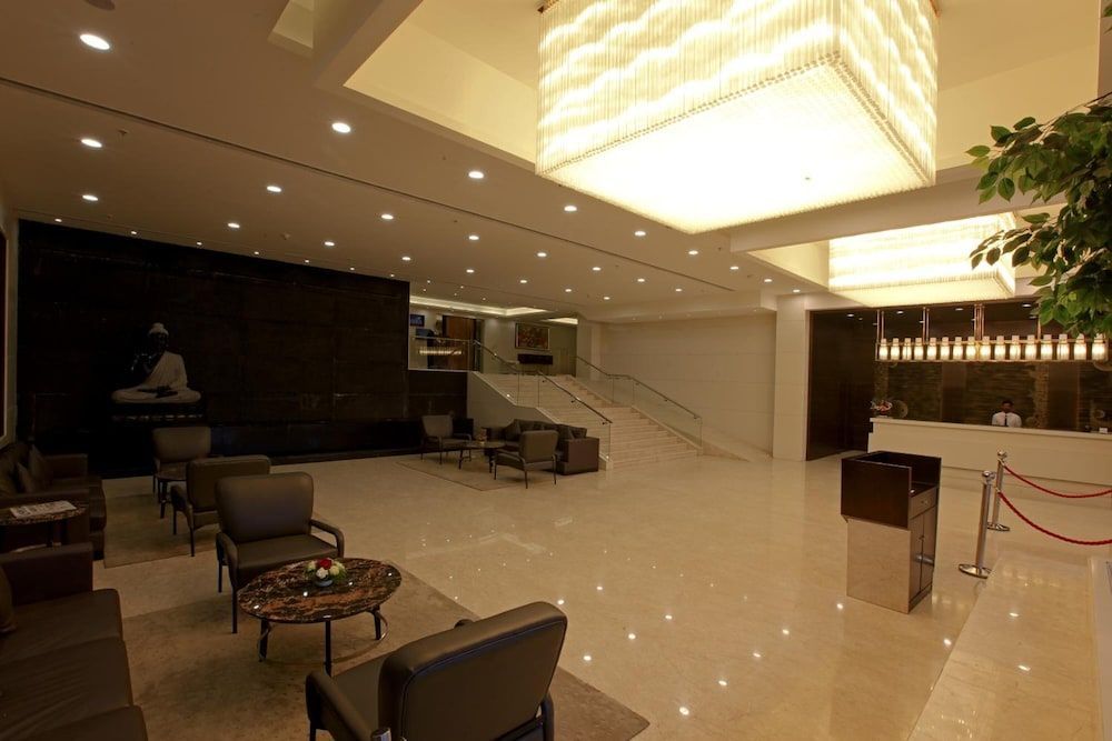 Goutham Grand Hotel 2
