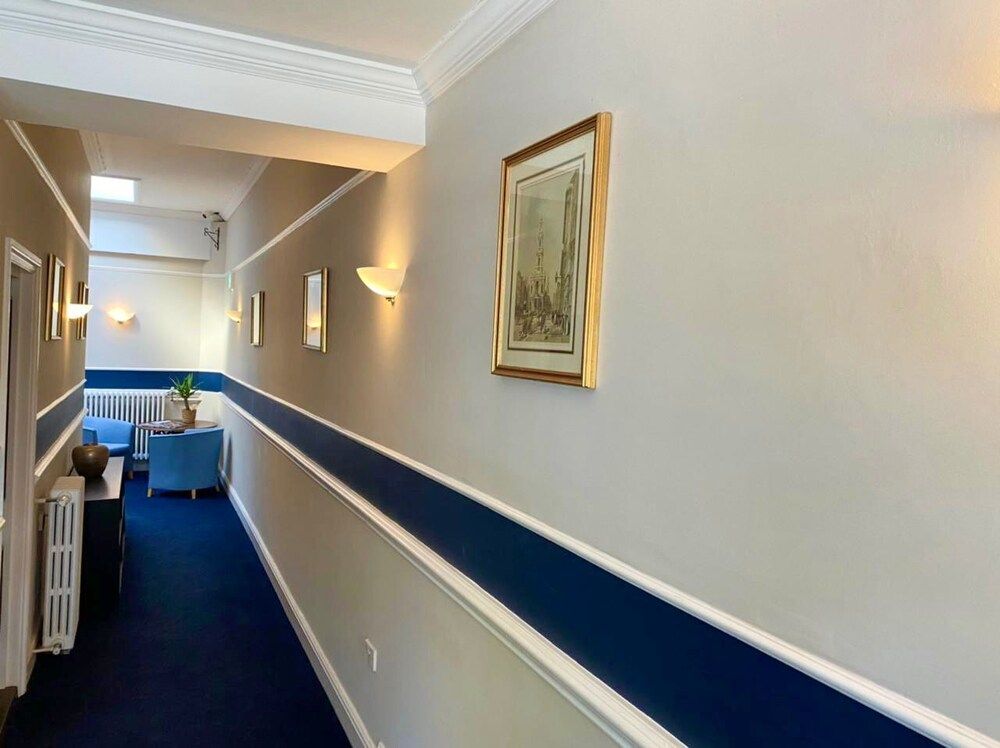 Royal Hotel Sheerness 2