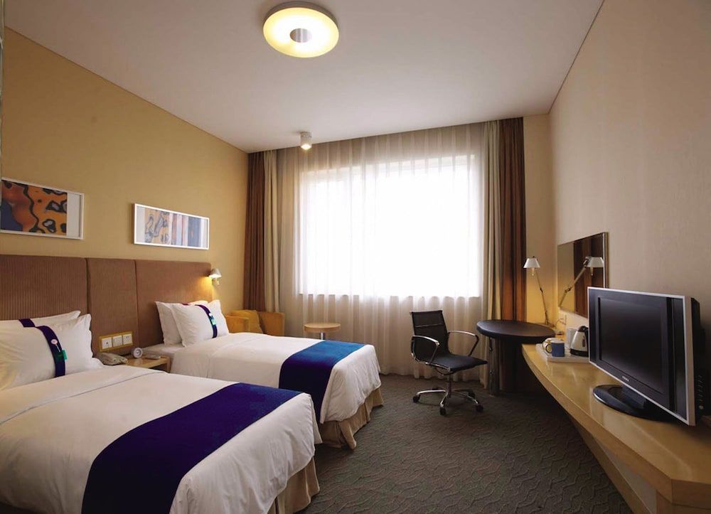 Holiday Inn Express Chengdu North Railway Station by IHG 2