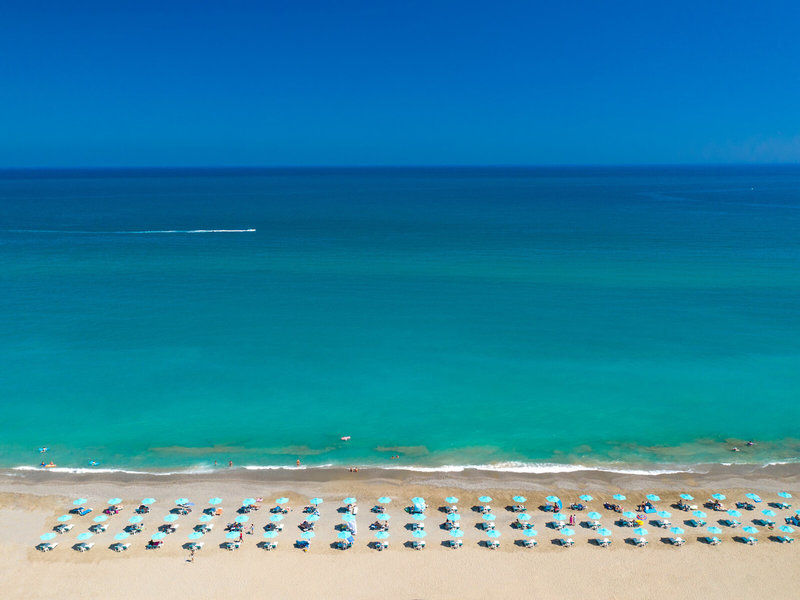 Golden Beach Hotel 2