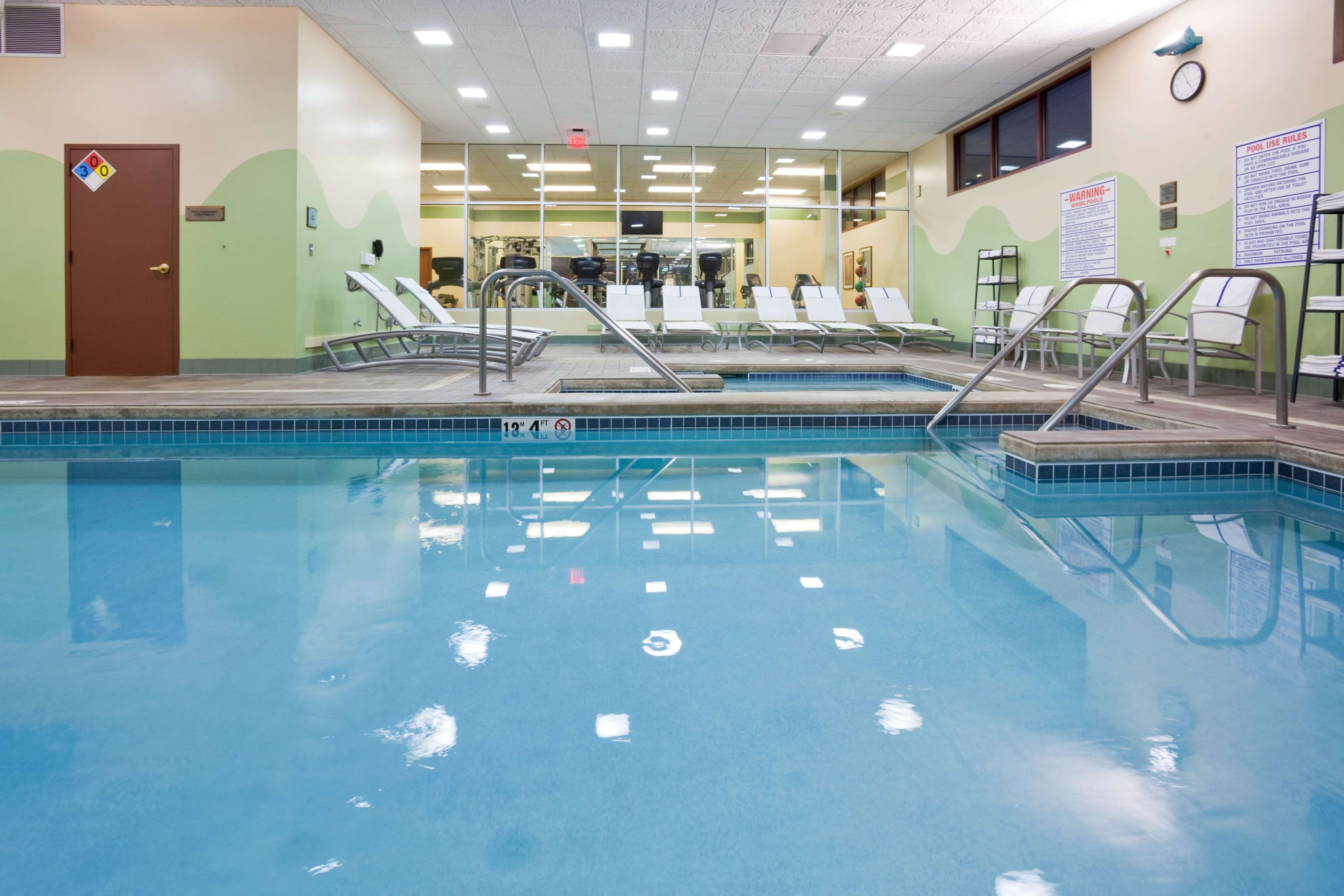 Sonesta Milwaukee West Wauwatosa 2