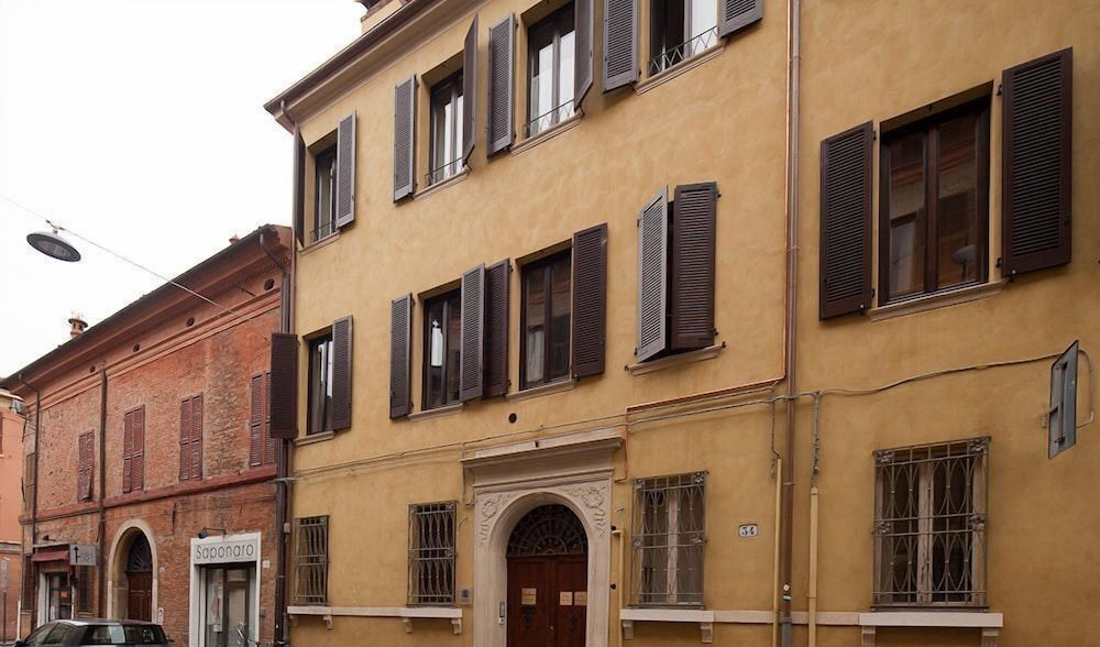 Honey Rooms Ferrara 1