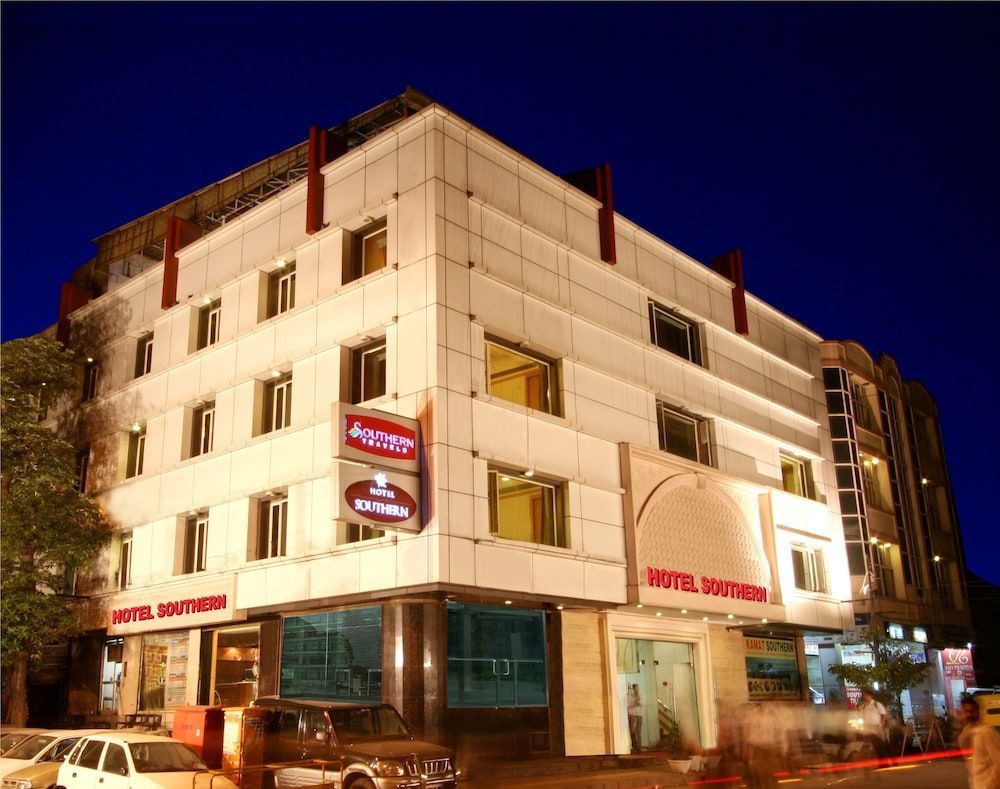 Hotel Southern 1
