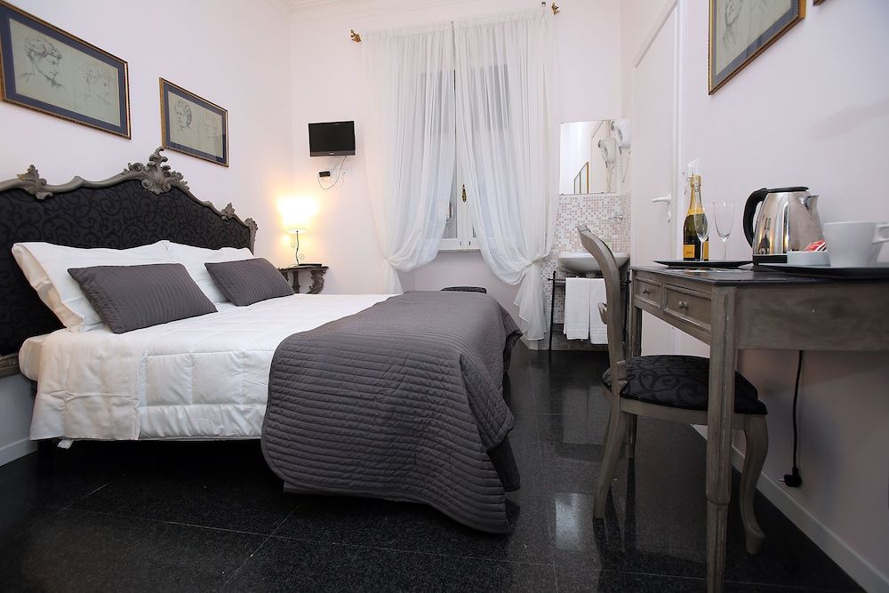 Amica Roma Guest House 2