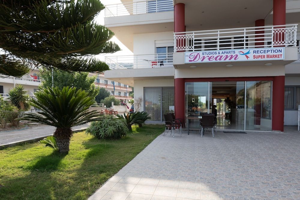 Faliraki Dream Studios & Apartments 1