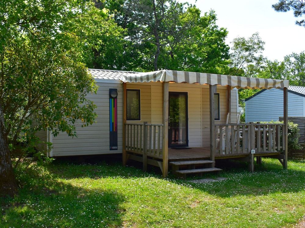 Camping Les Pins de Sel 1