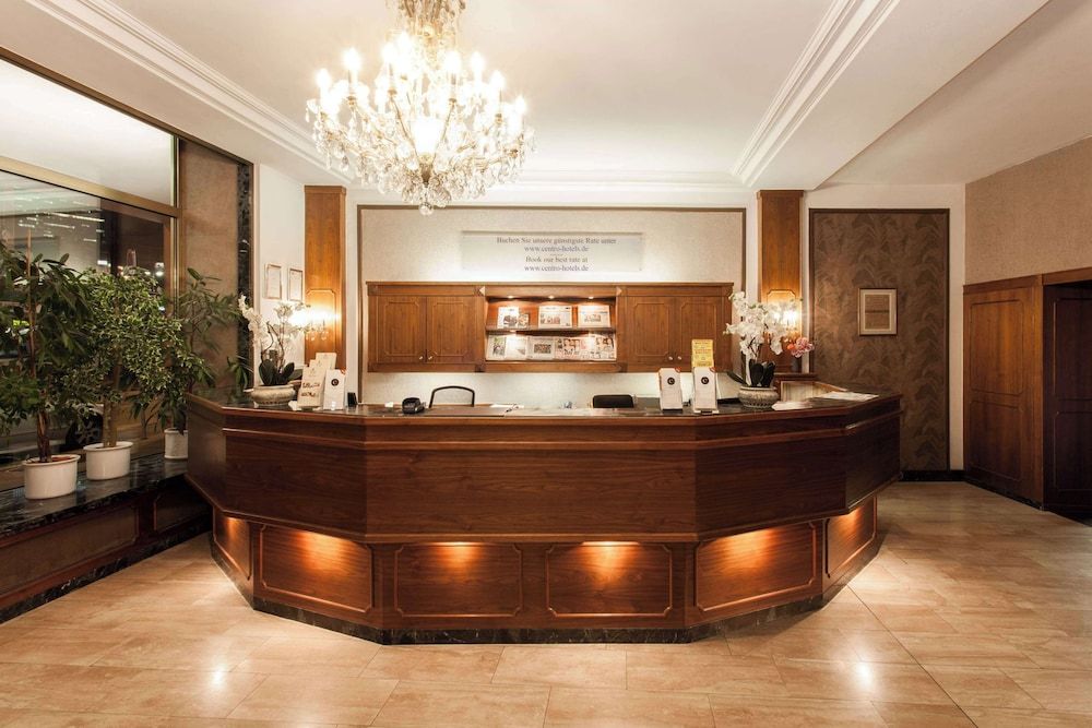 Centro National Frankfurt, Trademark Collection by Wyndham 2