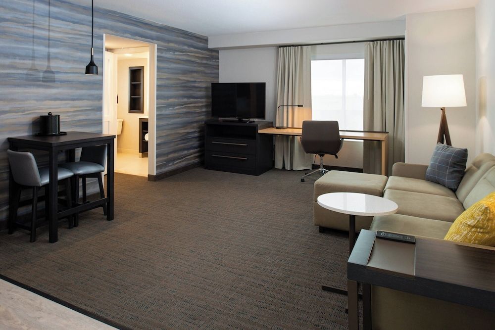 Residence Inn Visalia 1