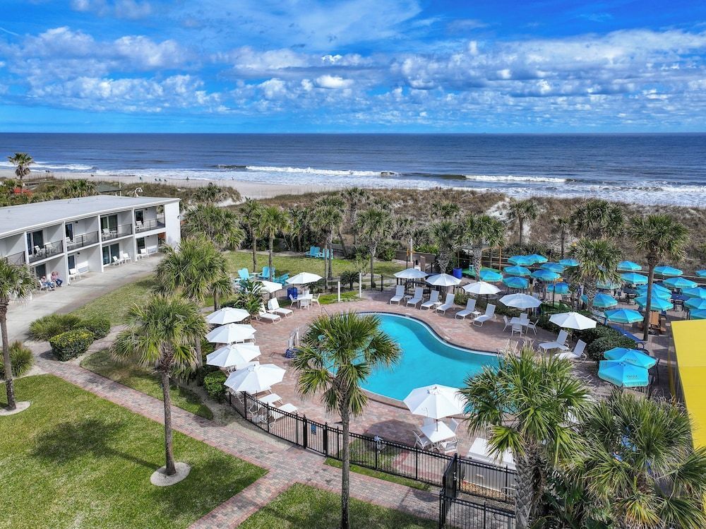 Seahorse Oceanfront Inn 1