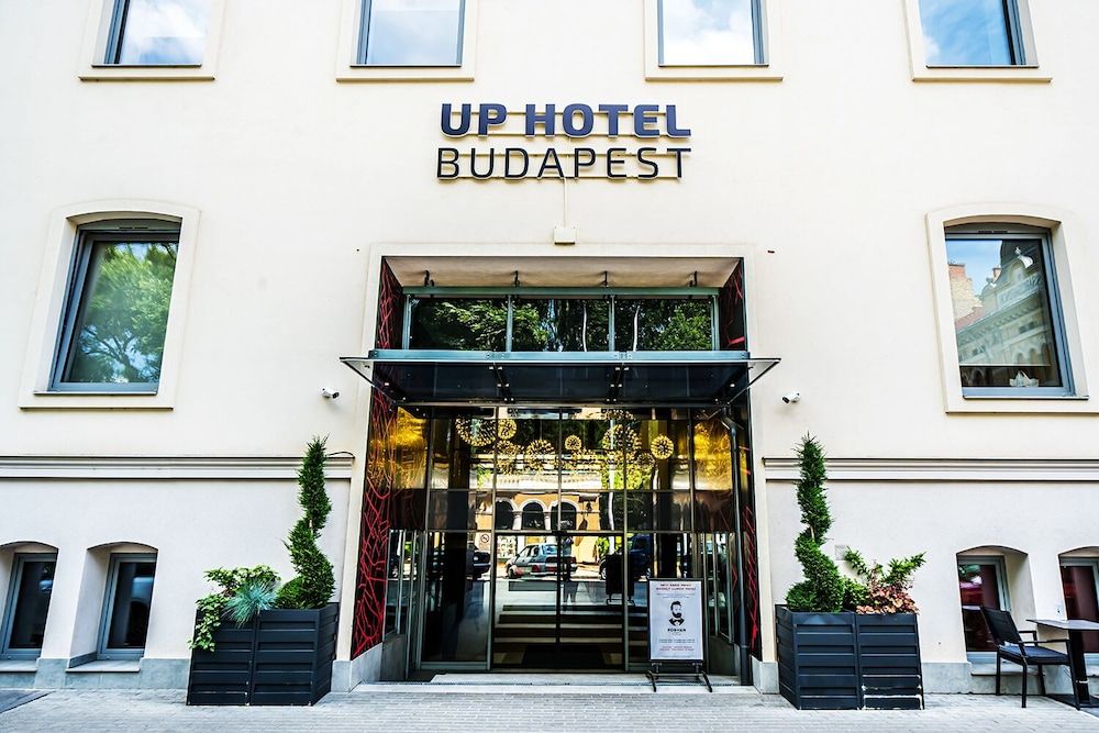 Up Hotel Budapest 1
