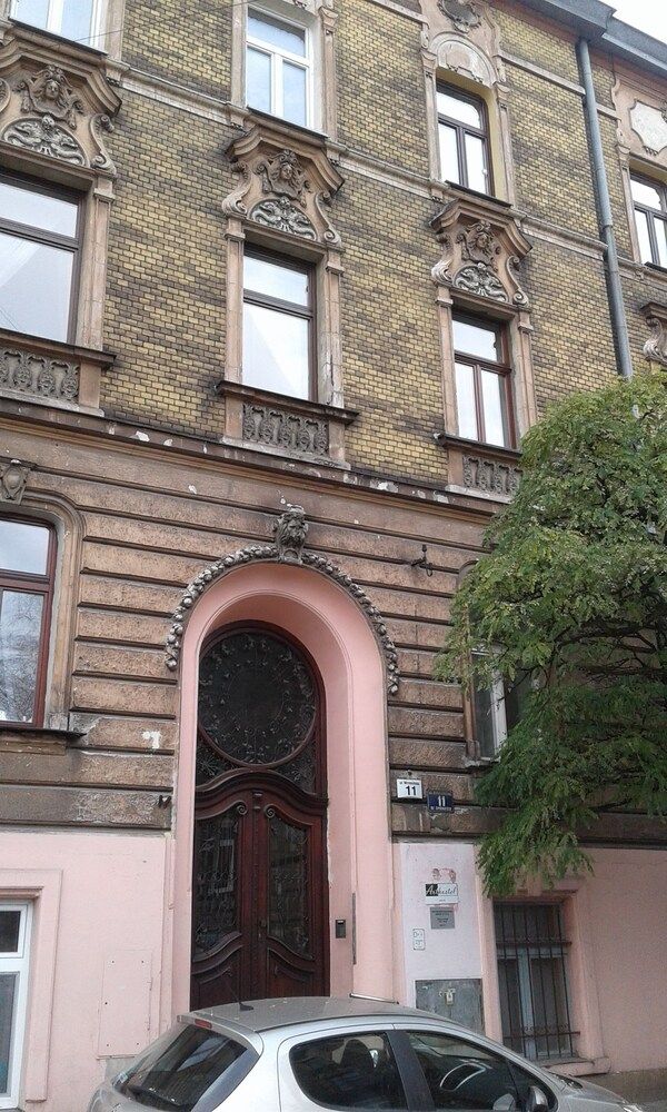 Art Hostel 1