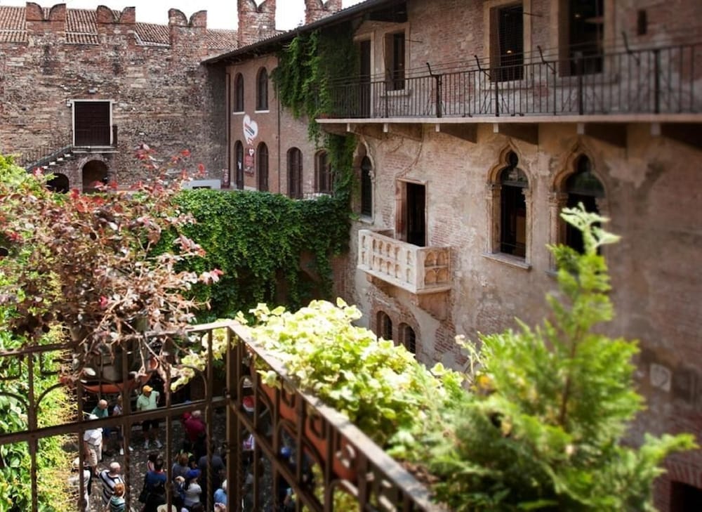 Relais Balcone di Giulietta 1