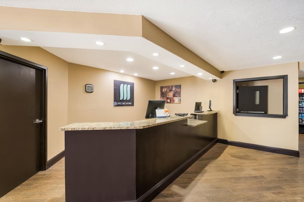 MainStay Suites Chattanooga Hamilton Place 1