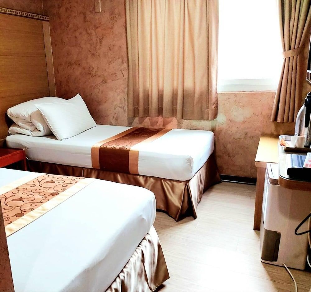 Gau Shan Ching Hotel 2