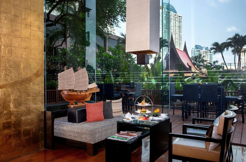 Ramada Plaza by Wyndham Bangkok Menam Riverside 2