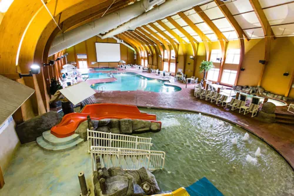 Cranberry Country Lodge 1