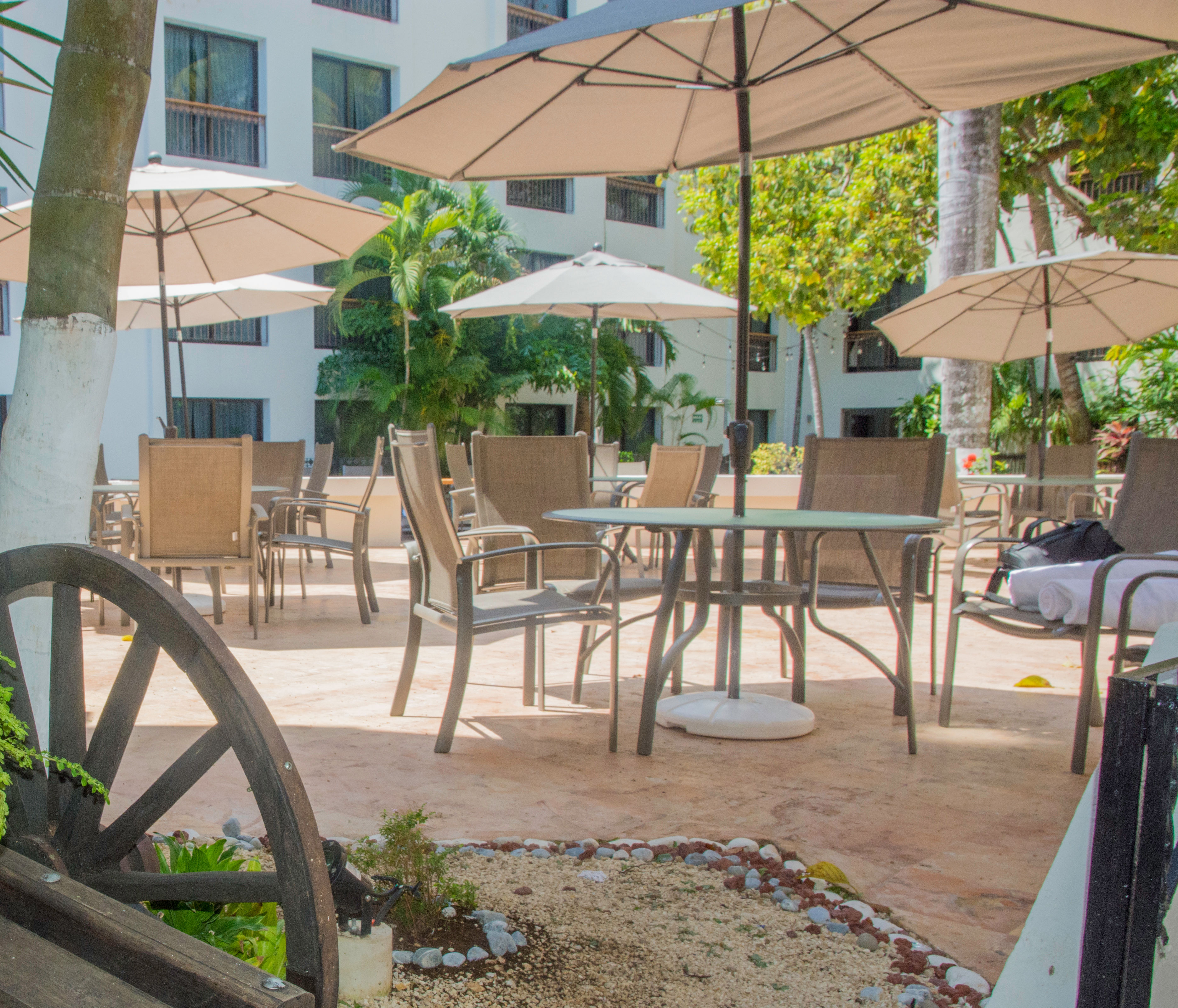 Hotel Continental Caribe Bay 1