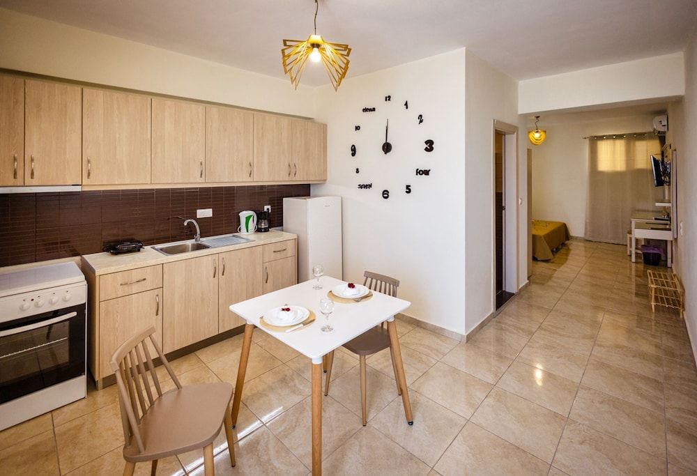 FabView Studio Apartments 1