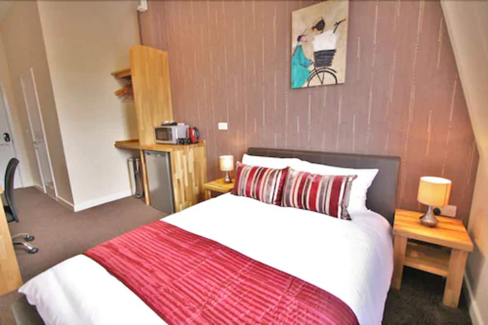 Central Hotel Gloucester 2