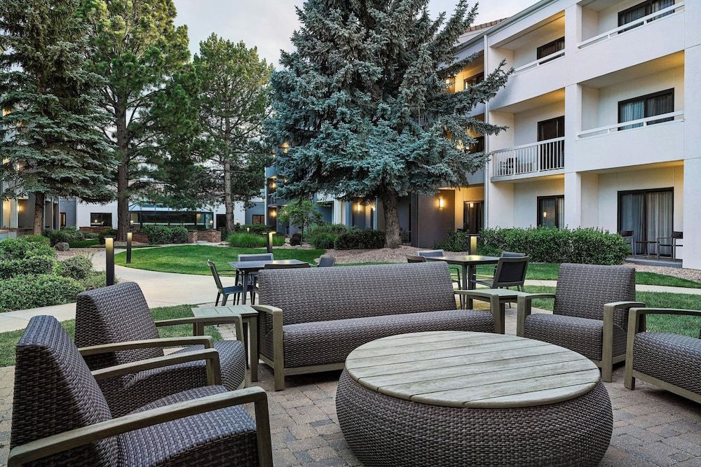 Courtyard by Marriott Boulder 1
