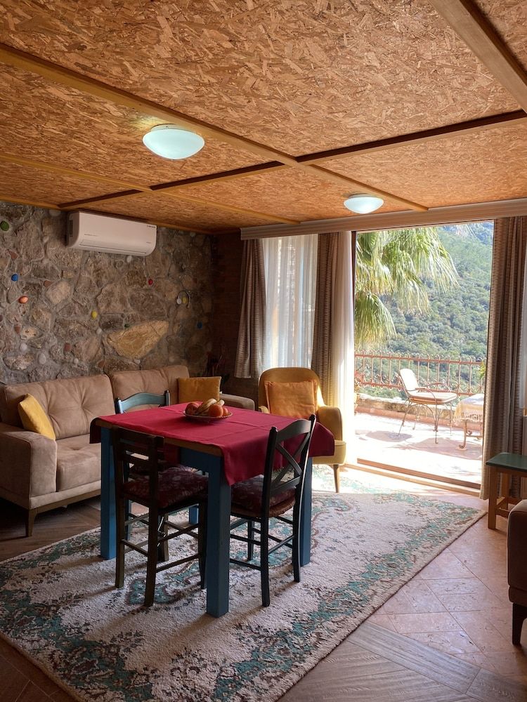 Villa Symbola 1