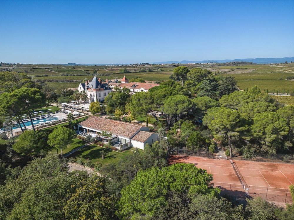 Château St Pierre de Serjac 1
