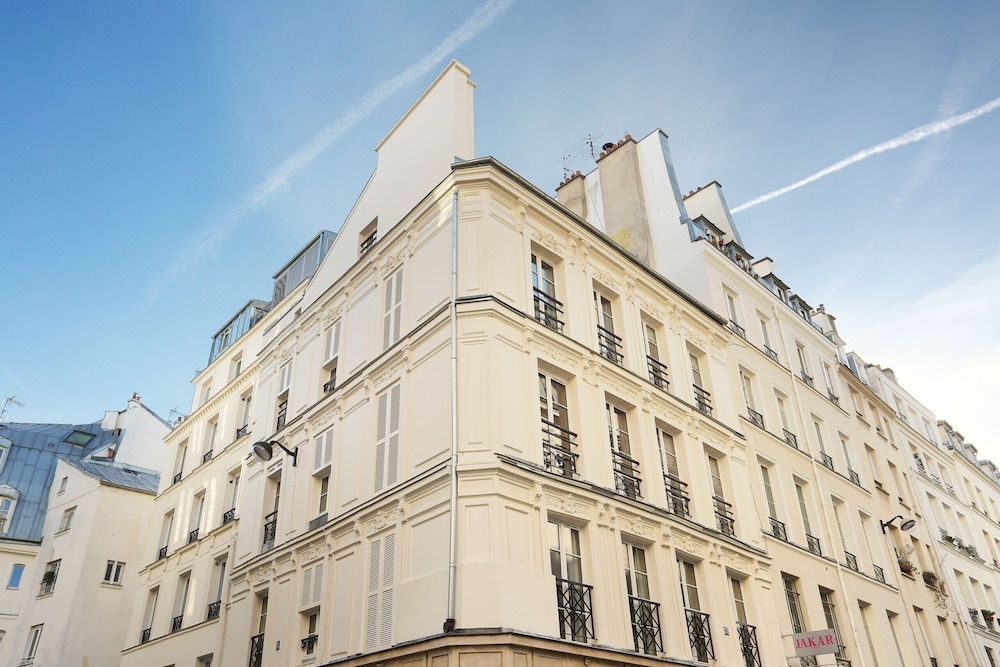 Résidence Grands Boulevards by Studio prestige 1