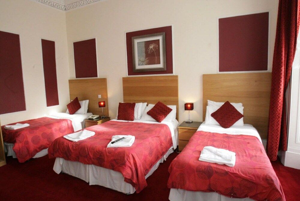 Clifton Hotel 1