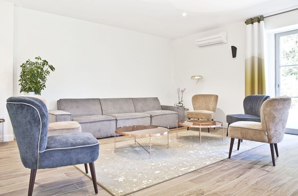 Hotel Le Saint Gelais 2