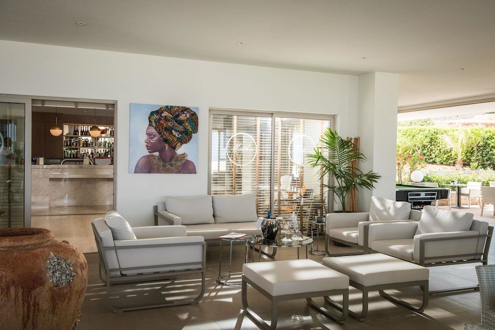 Hotel Matheo Villas & Suites 2