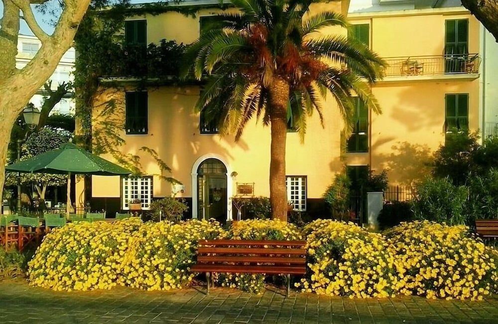 Hotel Beau Rivage 1