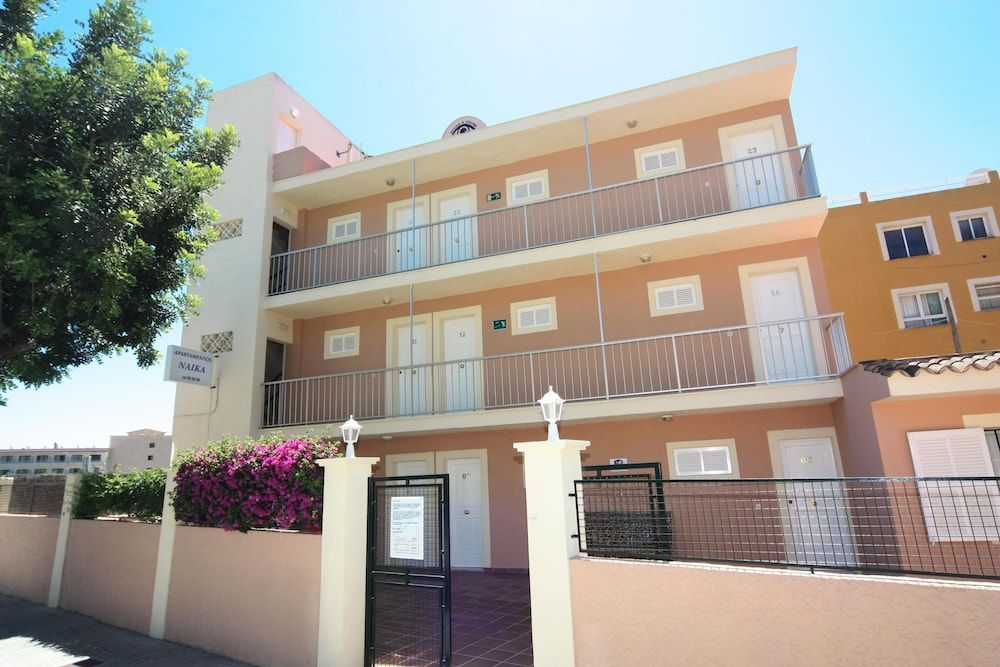 Naika Studios & Apartments 1