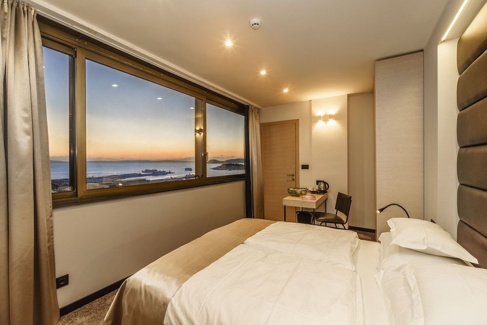 The View Luxury Rooms 1