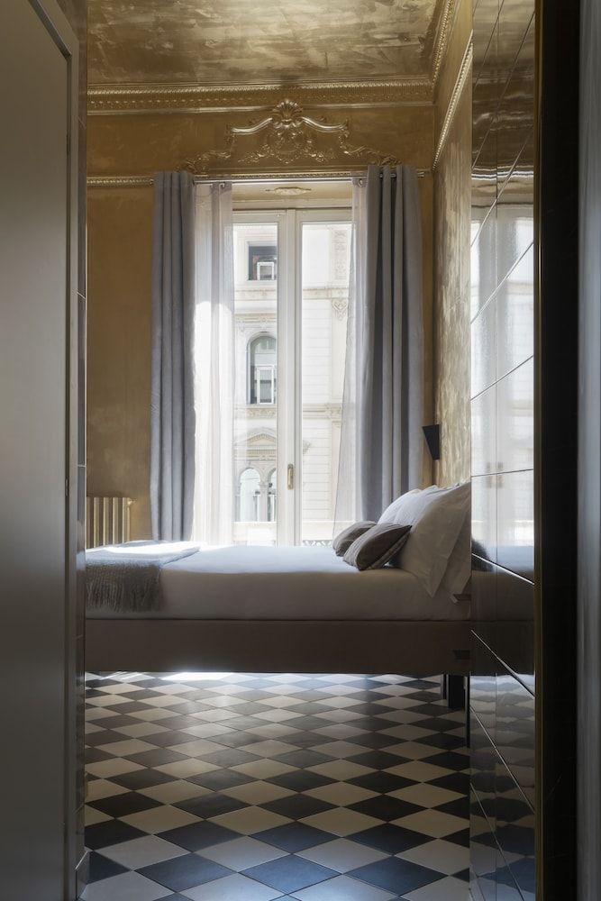 Rivière Private Rooms at the Park 1