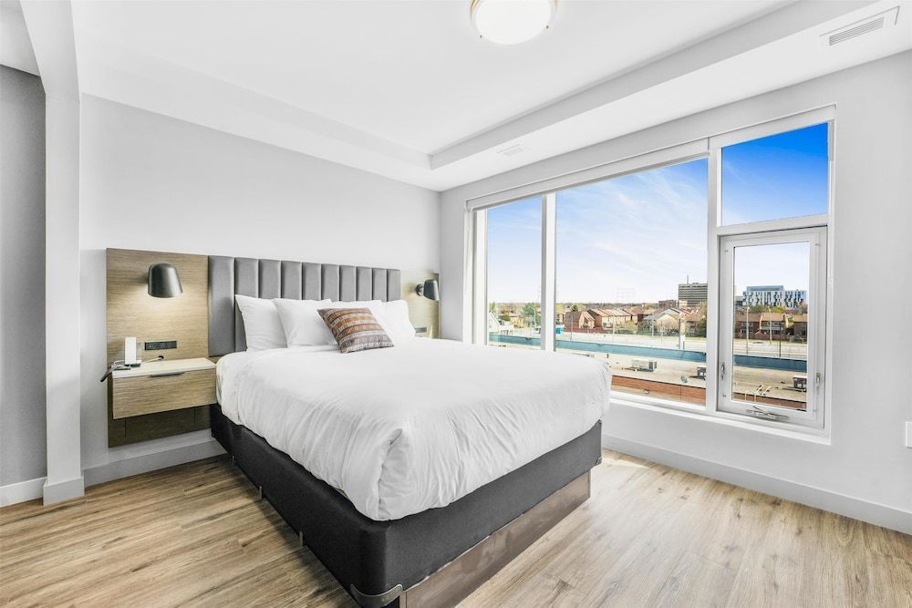Skye Hotel & Residences, BW Signature Collection 1