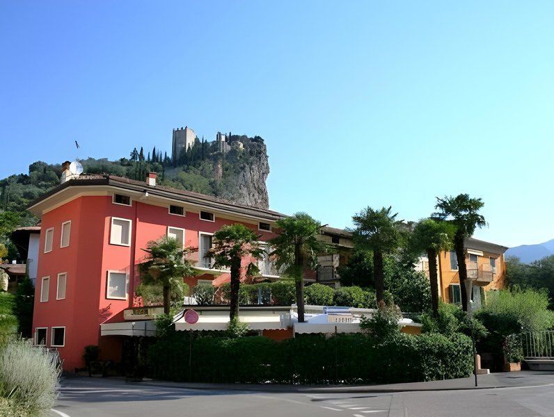 Hotel Sole Holiday 1